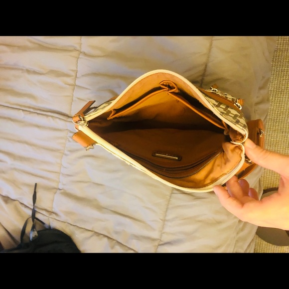 Crossbody Rossetti Shoulder Bag - Picture 4 of 6